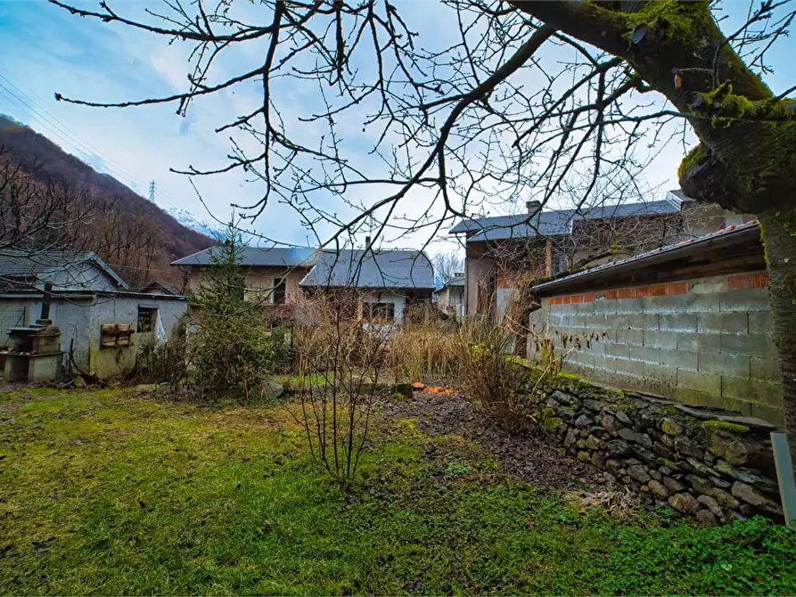 Immagine 39 di Casa indipendente in vendita  in megolo a Pieve Vergonte