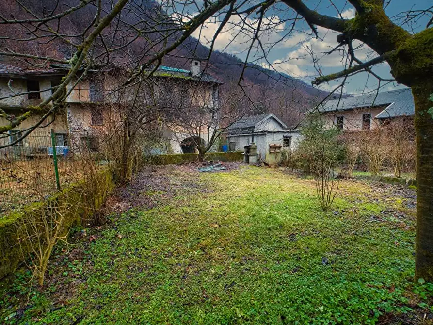 Immagine 42 di Casa indipendente in vendita  in megolo a Pieve Vergonte