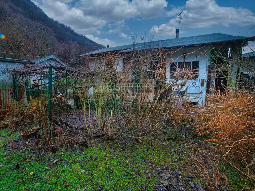 Immagine 41 di Casa indipendente in vendita  in megolo a Pieve Vergonte