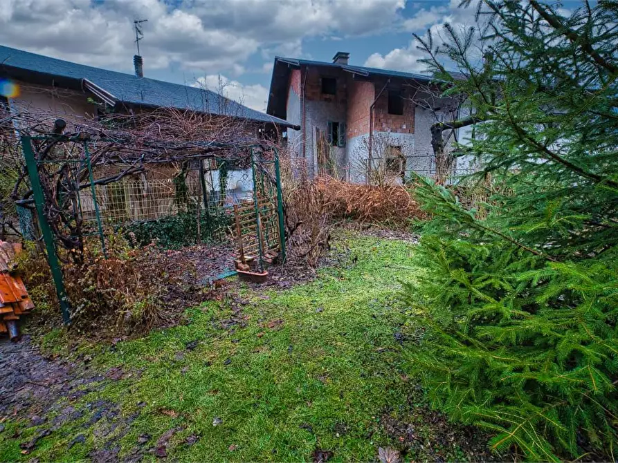 Immagine 45 di Casa indipendente in vendita  in megolo a Pieve Vergonte