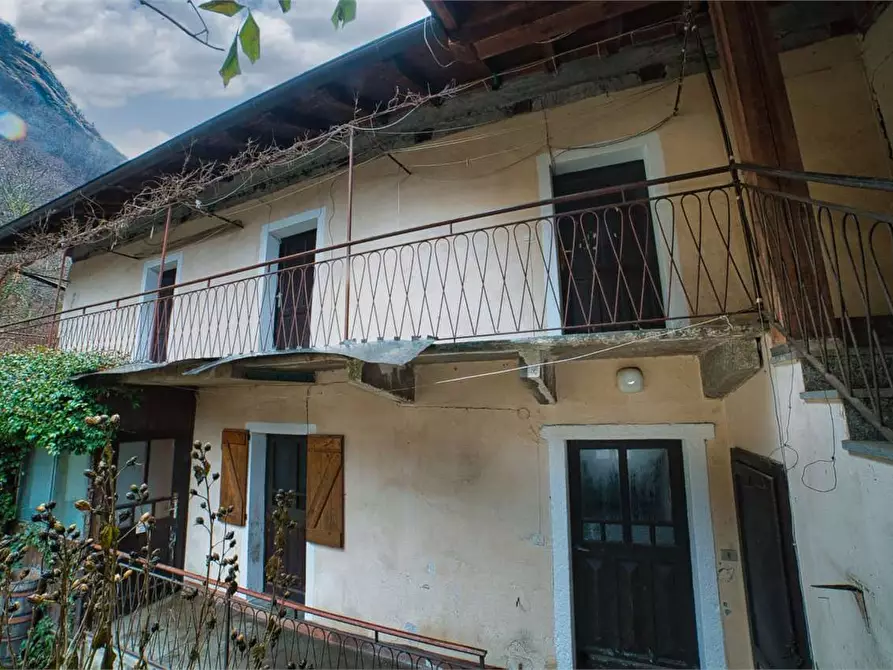 Immagine 7 di Casa indipendente in vendita  in megolo a Pieve Vergonte