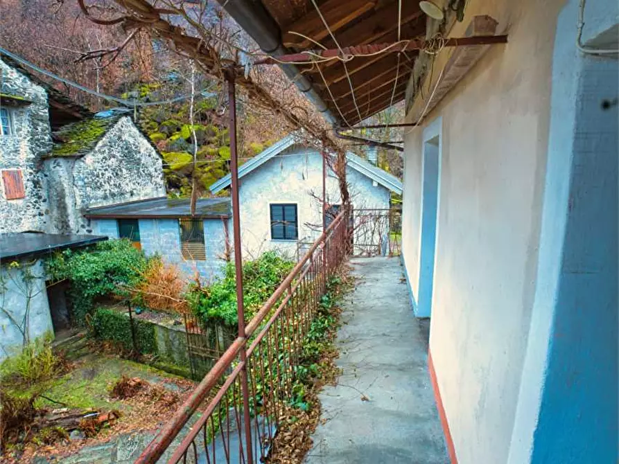 Immagine 51 di Casa indipendente in vendita  in megolo a Pieve Vergonte