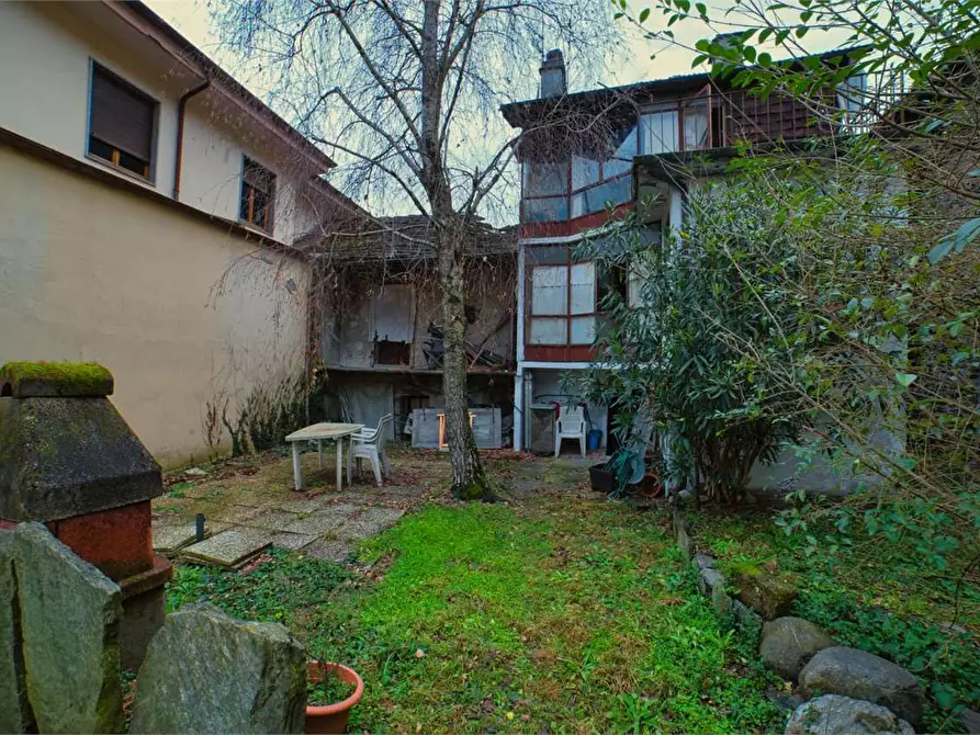 Immagine 8 di Rustico / casale in vendita  in PROFESSORE GIUSEPPE CUZZI  4 a Premosello-Chiovenda