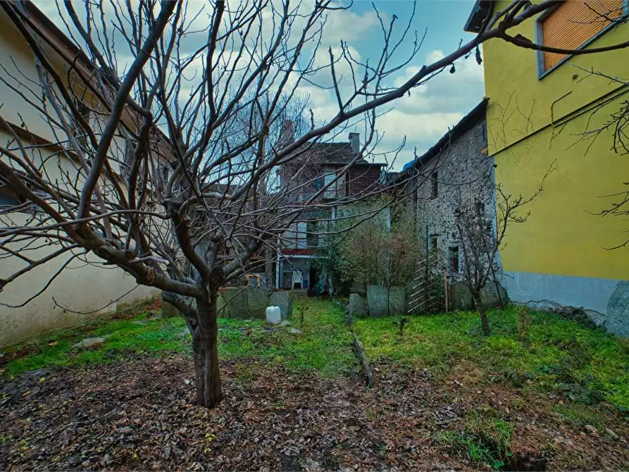 Immagine 9 di Rustico / casale in vendita  in PROFESSORE GIUSEPPE CUZZI  4 a Premosello-Chiovenda