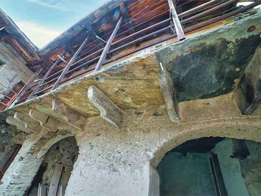 Immagine 49 di Rustico / casale in vendita  in PROFESSORE GIUSEPPE CUZZI  4 a Premosello-Chiovenda