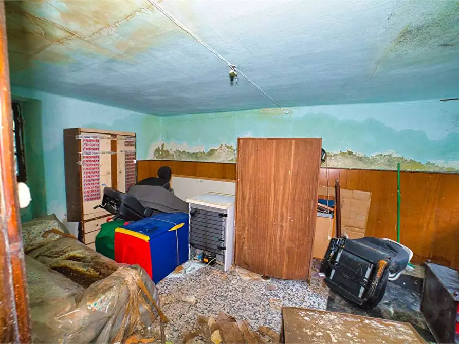 Immagine 24 di Rustico / casale in vendita  in PROFESSORE GIUSEPPE CUZZI  4 a Premosello-Chiovenda