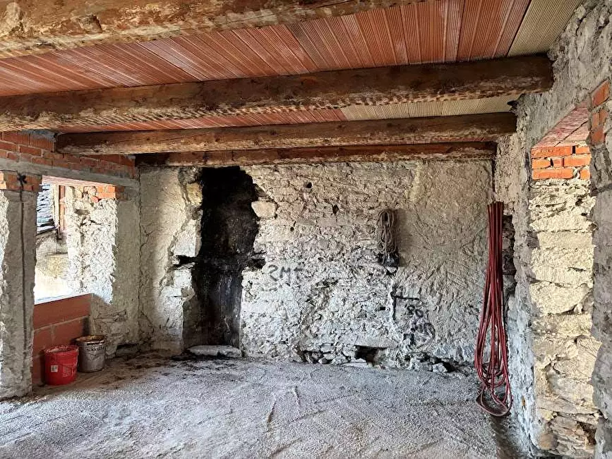 Immagine 10 di Appartamento in vendita  in CANTONE 8 a Pallanzeno