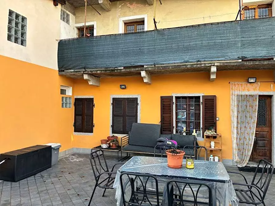 Immagine 4 di Appartamento in vendita  in CANTONE 8 a Pallanzeno