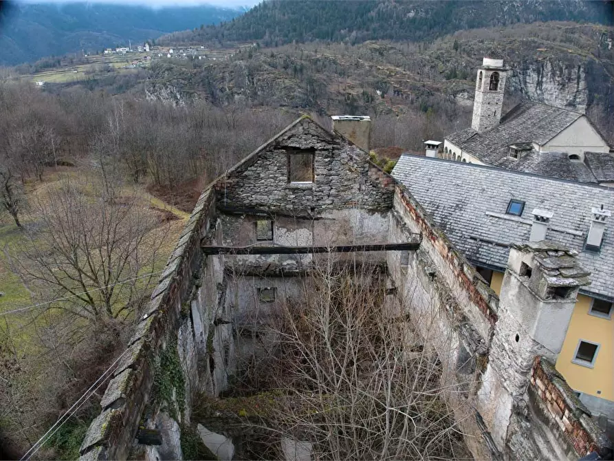 Immagine 30 di Rustico / casale in vendita  in piazza chiesa a Premia