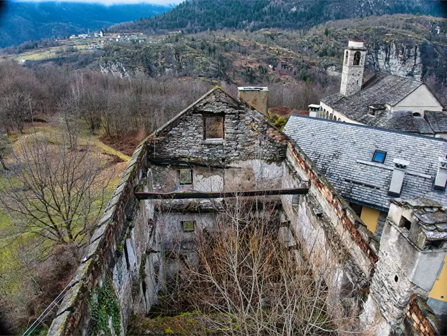 Immagine 31 di Rustico / casale in vendita  in piazza chiesa a Premia