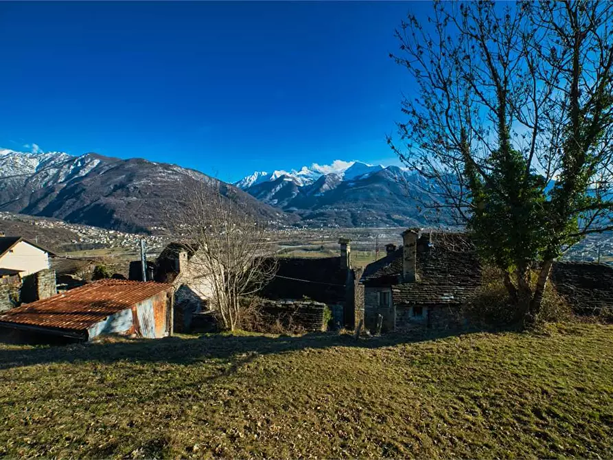 Immagine 1 di Rustico / casale in vendita  in preglia a Crevoladossola