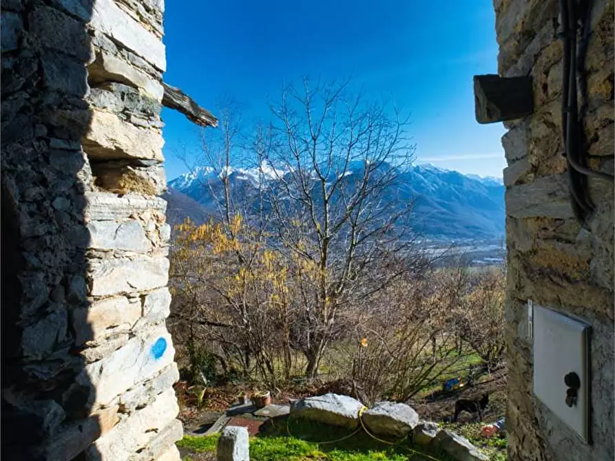 Immagine 42 di Rustico / casale in vendita  in preglia a Crevoladossola