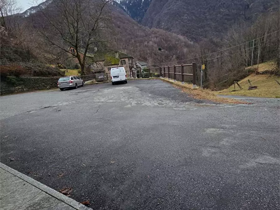 Immagine 28 di Rustico / casale in vendita  in colombetti a Calasca-Castiglione