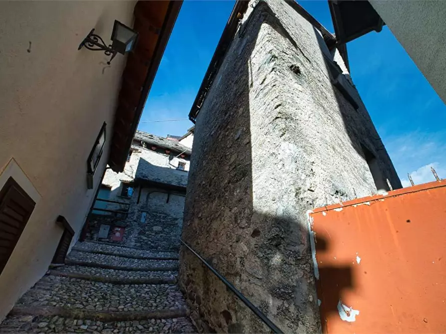 Immagine 41 di Casa indipendente in vendita  in pido a Villette