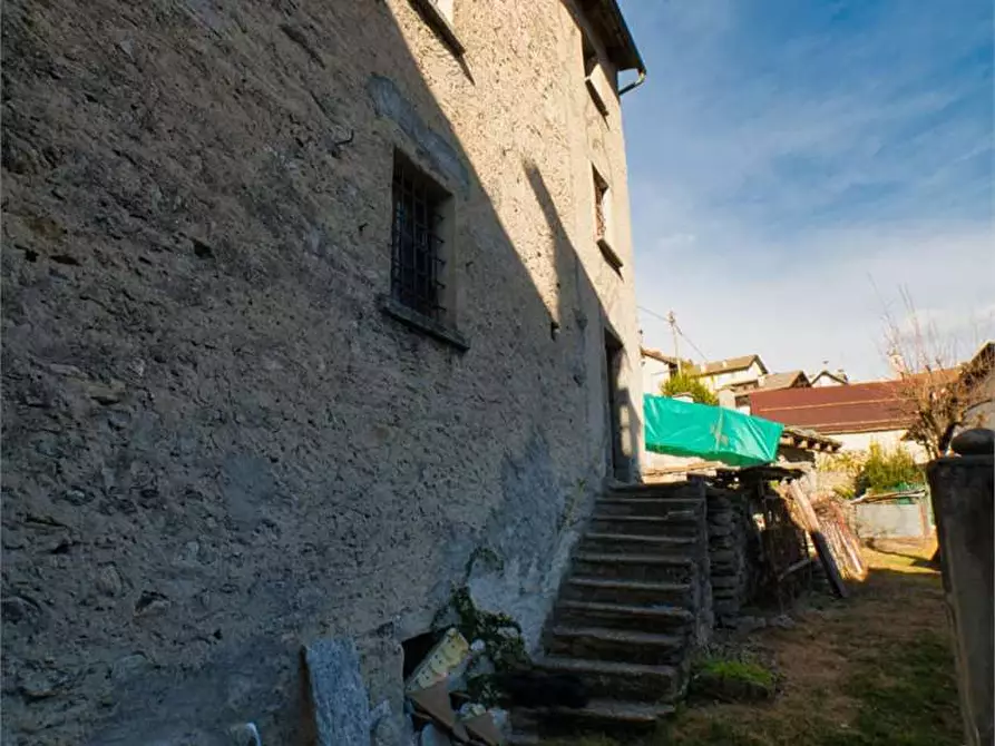 Immagine 9 di Casa indipendente in vendita  in pido a Villette