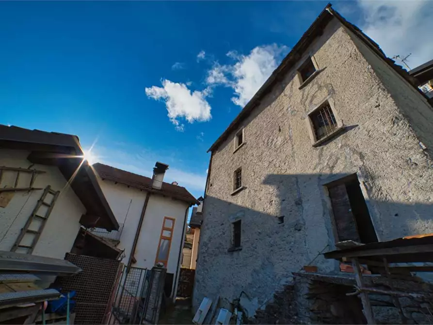 Immagine 26 di Casa indipendente in vendita  in pido a Villette