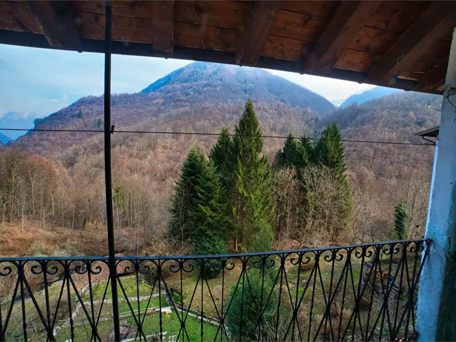 Immagine 9 di Casa indipendente in vendita  in MOLINI a Calasca-Castiglione