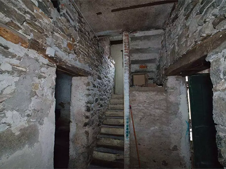 Immagine 43 di Casa indipendente in vendita  in MOLINI a Calasca-Castiglione