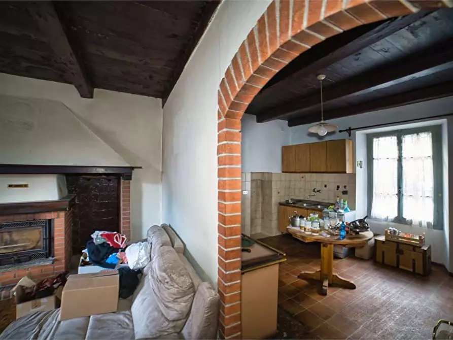 Immagine 3 di Casa indipendente in vendita  in MOLINI a Calasca-Castiglione