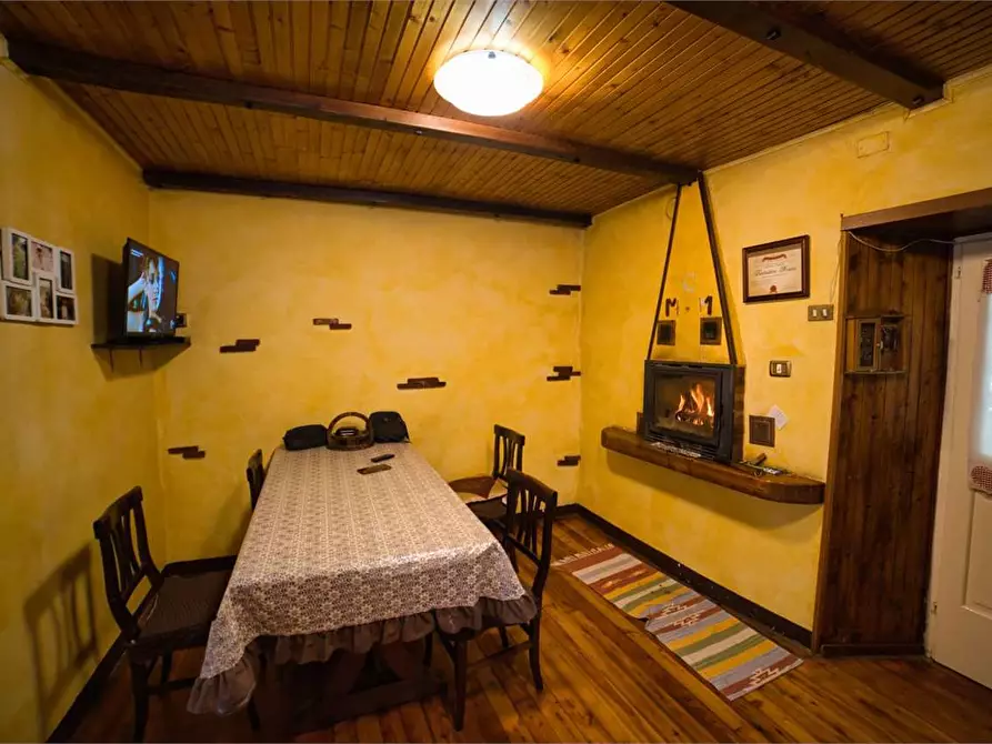 Immagine 11 di Casa indipendente in vendita  in  Mongiardino a Villadossola