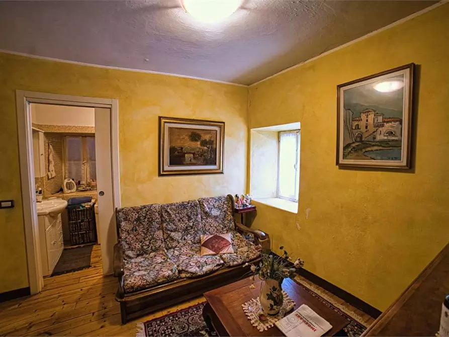 Immagine 16 di Casa indipendente in vendita  in  Mongiardino a Villadossola