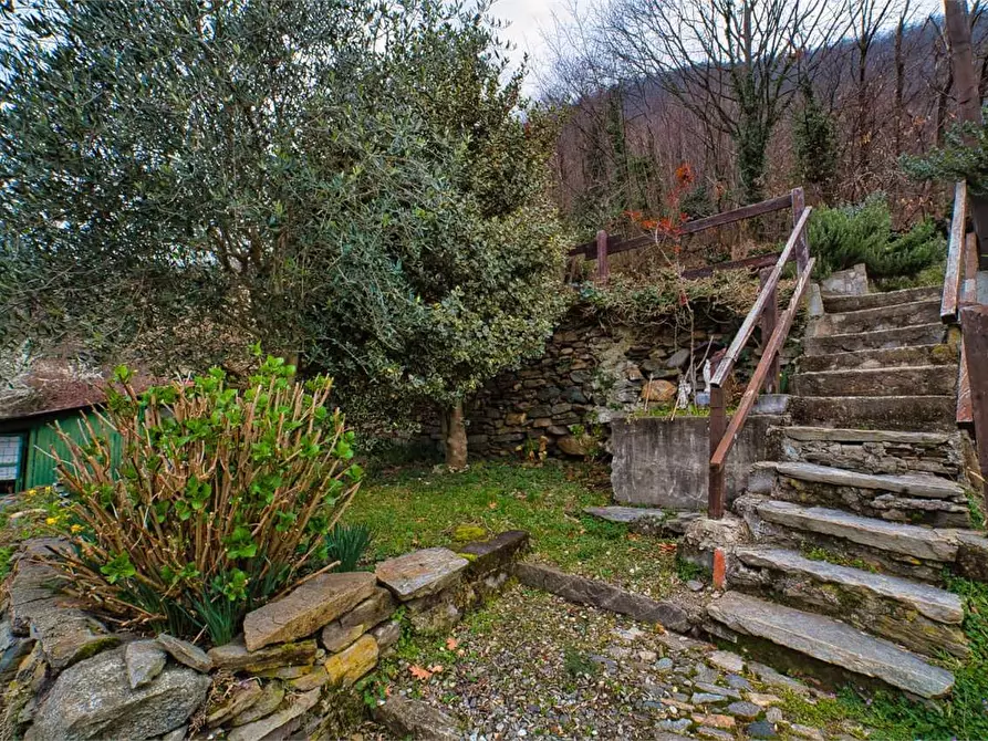 Immagine 9 di Casa indipendente in vendita  in  Mongiardino a Villadossola