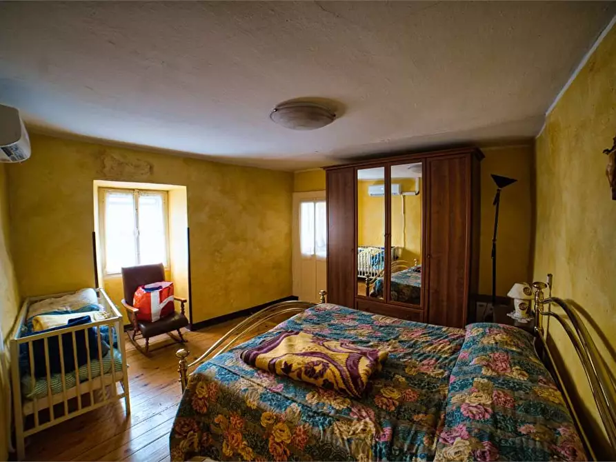 Immagine 27 di Casa indipendente in vendita  in  Mongiardino a Villadossola