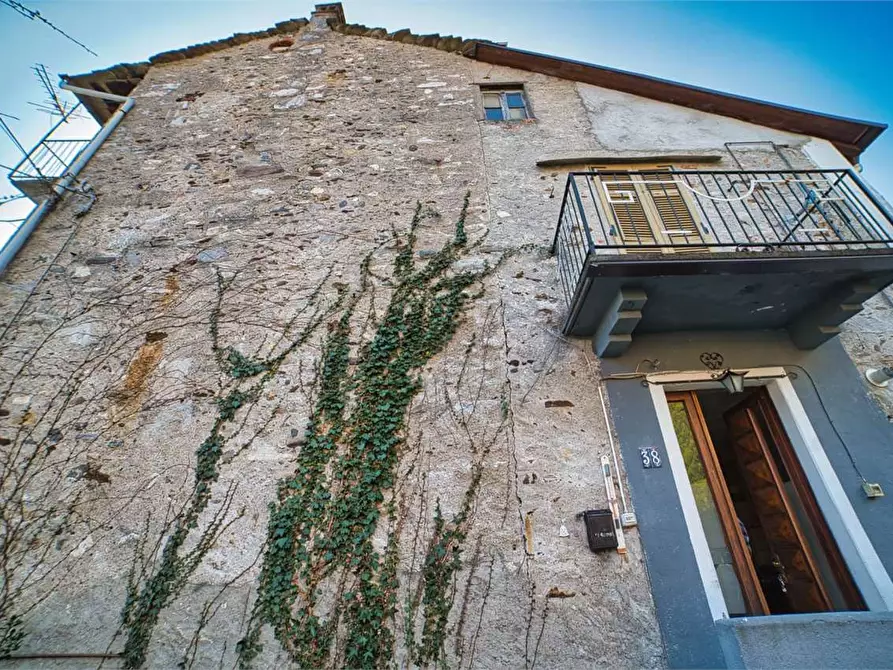 Immagine 30 di Porzione di casa in vendita  in Edmondo Rossi a Ornavasso