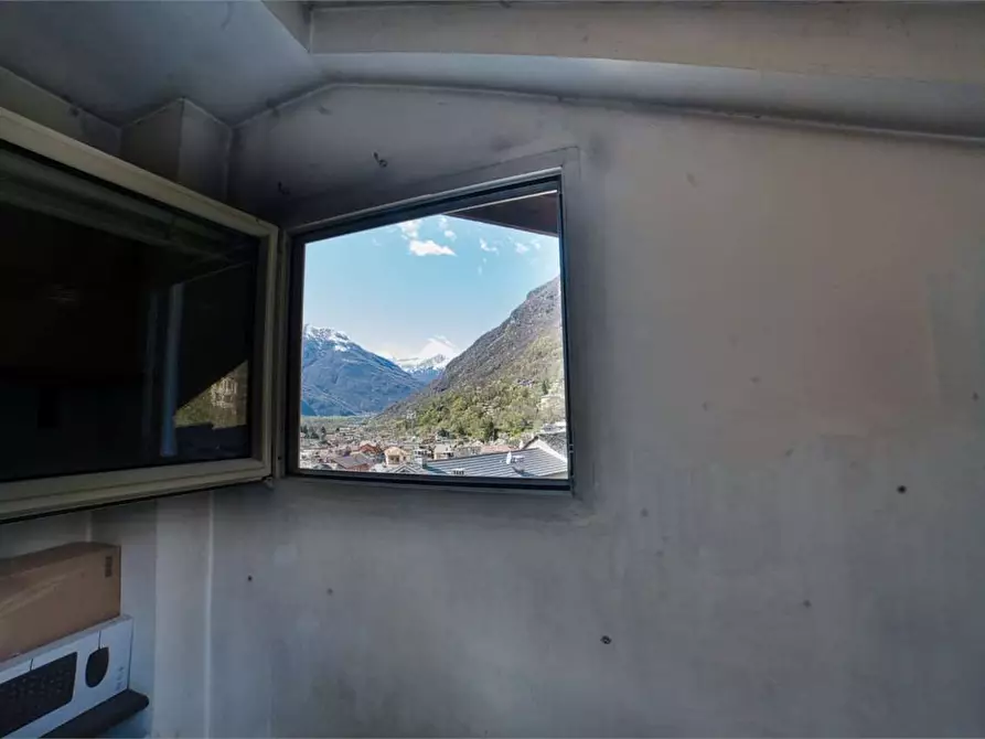 Immagine 23 di Appartamento in vendita  in  Garibaldi a Premosello-Chiovenda