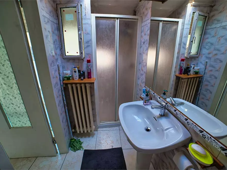 Immagine 18 di Appartamento in vendita  in  Garibaldi a Premosello-Chiovenda