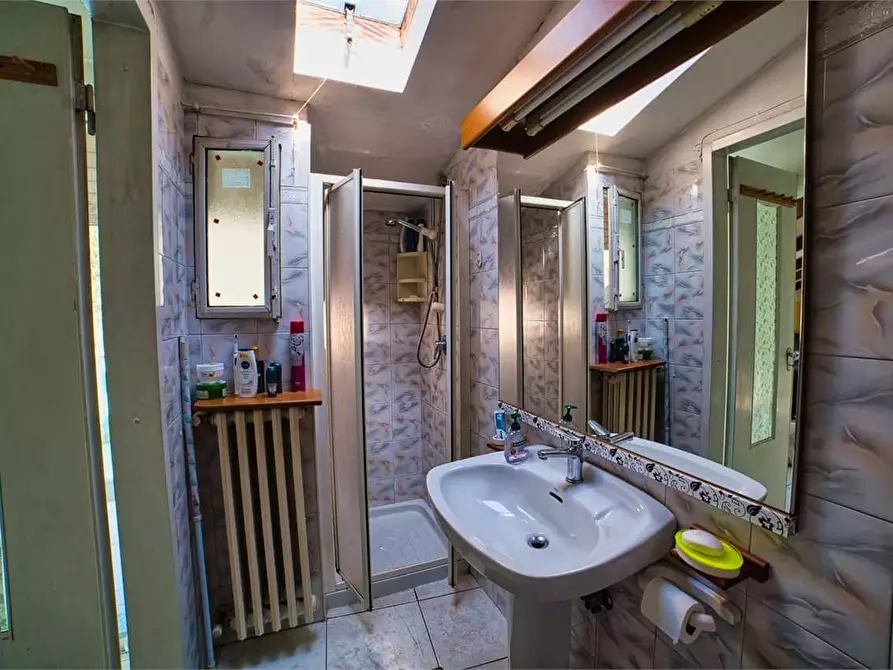 Immagine 16 di Appartamento in vendita  in  Garibaldi a Premosello-Chiovenda