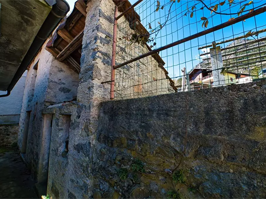 Immagine 27 di Casa indipendente in vendita  in re a Re