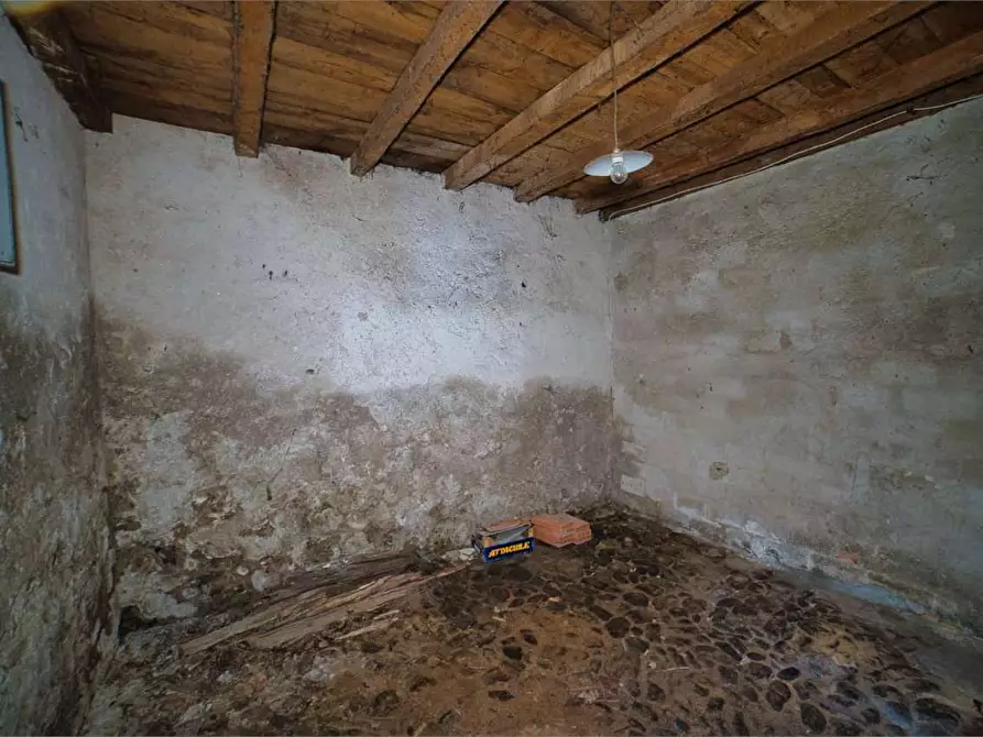 Immagine 44 di Casa indipendente in vendita  in re a Re