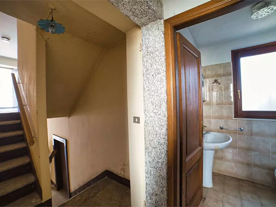 Immagine 16 di Casa indipendente in vendita  in re a Re