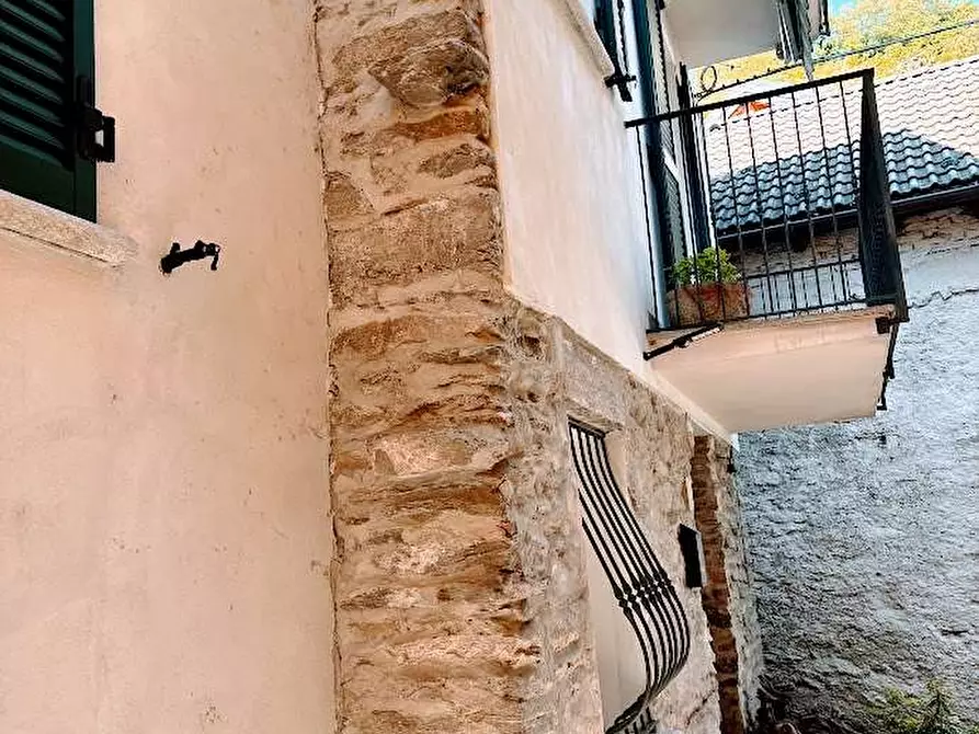 Immagine 57 di Casa indipendente in vendita  in crotto 20 a Villadossola