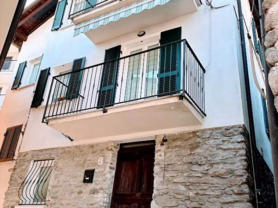Immagine 2 di Casa indipendente in vendita  in crotto 20 a Villadossola