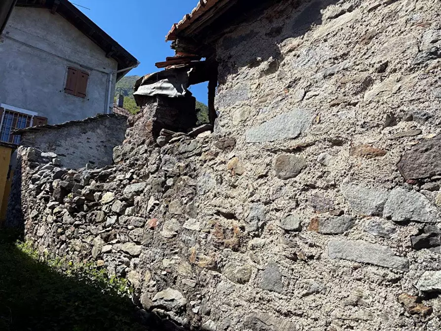 Immagine 32 di Rustico / casale in vendita  in arzo a Casale Corte Cerro