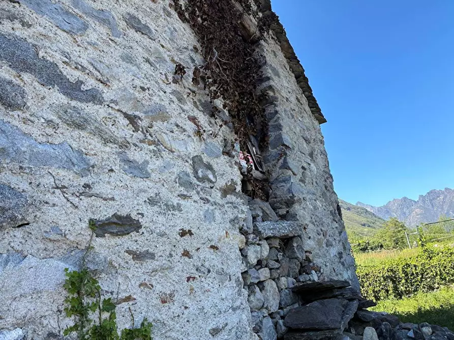 Immagine 34 di Rustico / casale in vendita  in arzo a Casale Corte Cerro