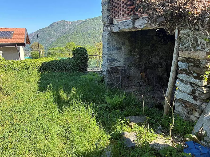 Immagine 23 di Rustico / casale in vendita  in arzo a Casale Corte Cerro