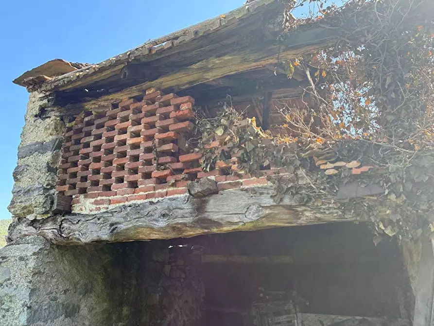 Immagine 19 di Rustico / casale in vendita  in arzo a Casale Corte Cerro
