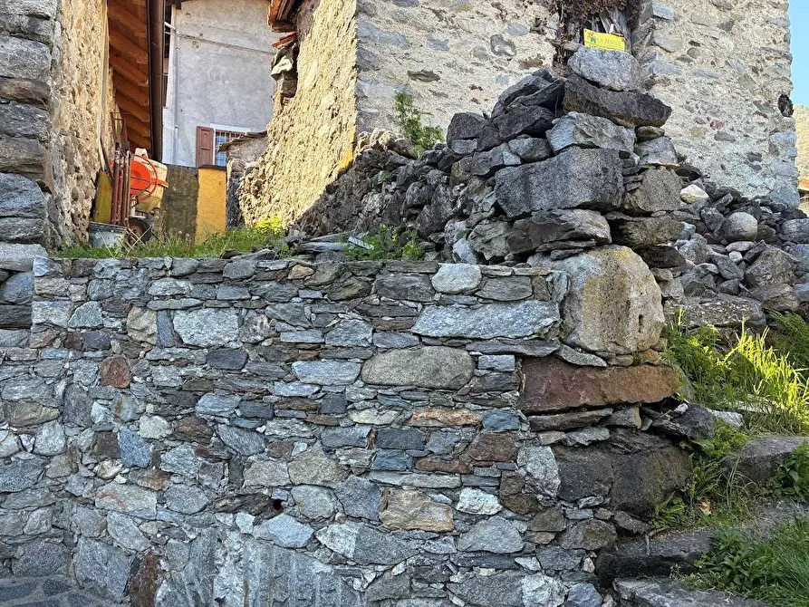 Immagine 10 di Rustico / casale in vendita  in arzo a Casale Corte Cerro