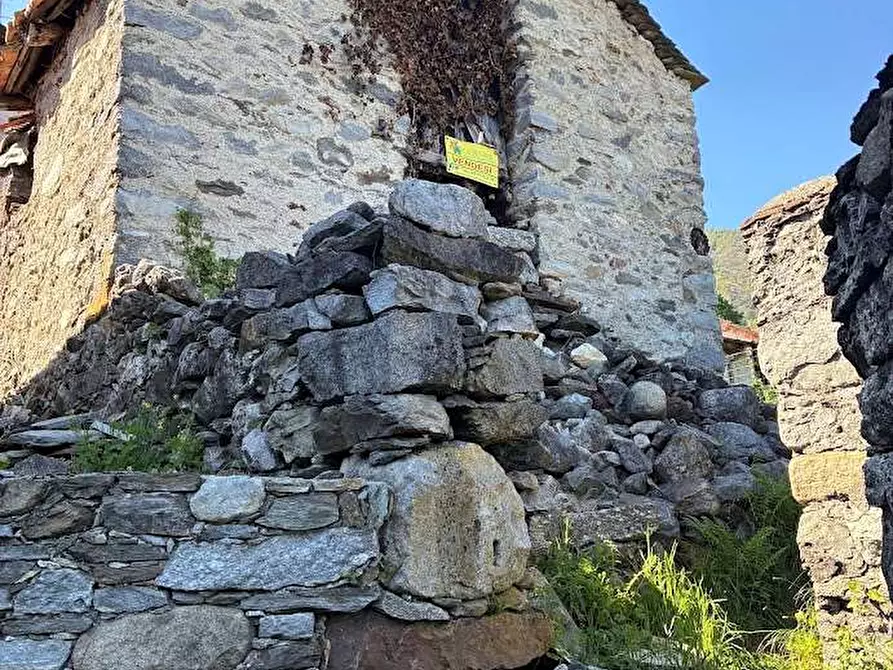 Immagine 41 di Rustico / casale in vendita  in arzo a Casale Corte Cerro