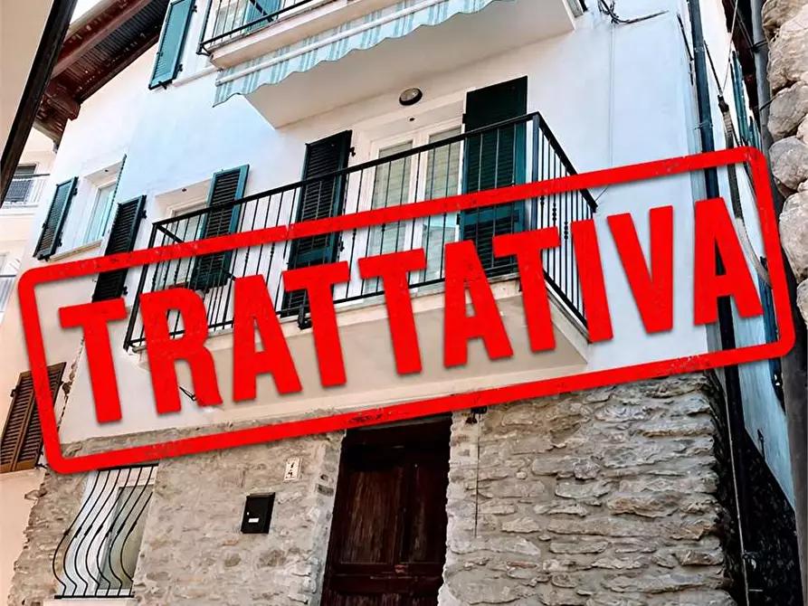 Immagine 1 di Casa indipendente in vendita  in crotto 20 a Villadossola