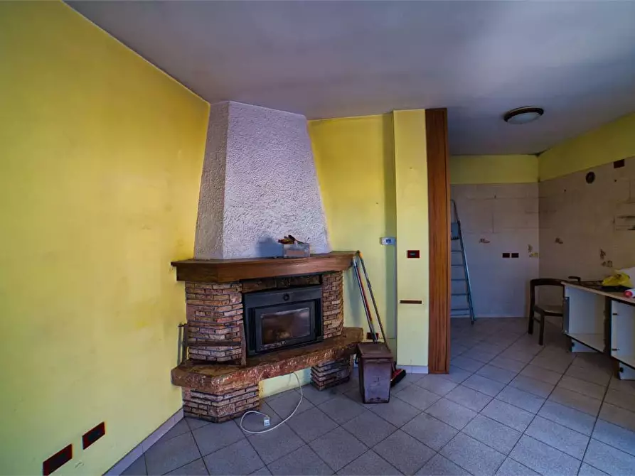Immagine 8 di Casa indipendente in vendita  in BAGNOLINI   a Villadossola