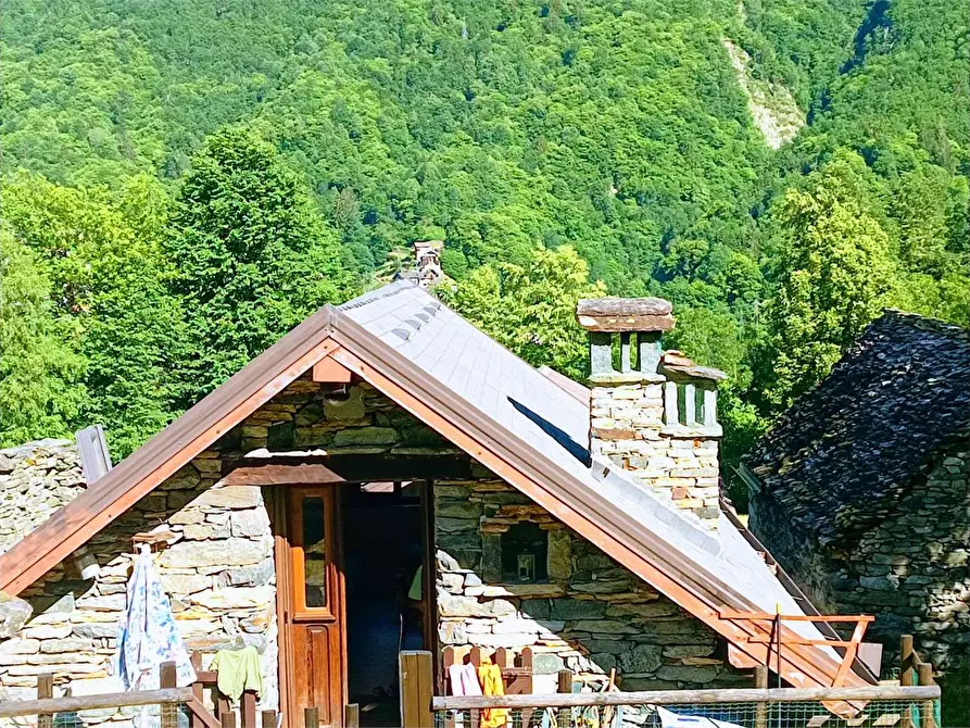 Immagine 31 di Baita in vendita  in ALPE PATELLI a Calasca-Castiglione
