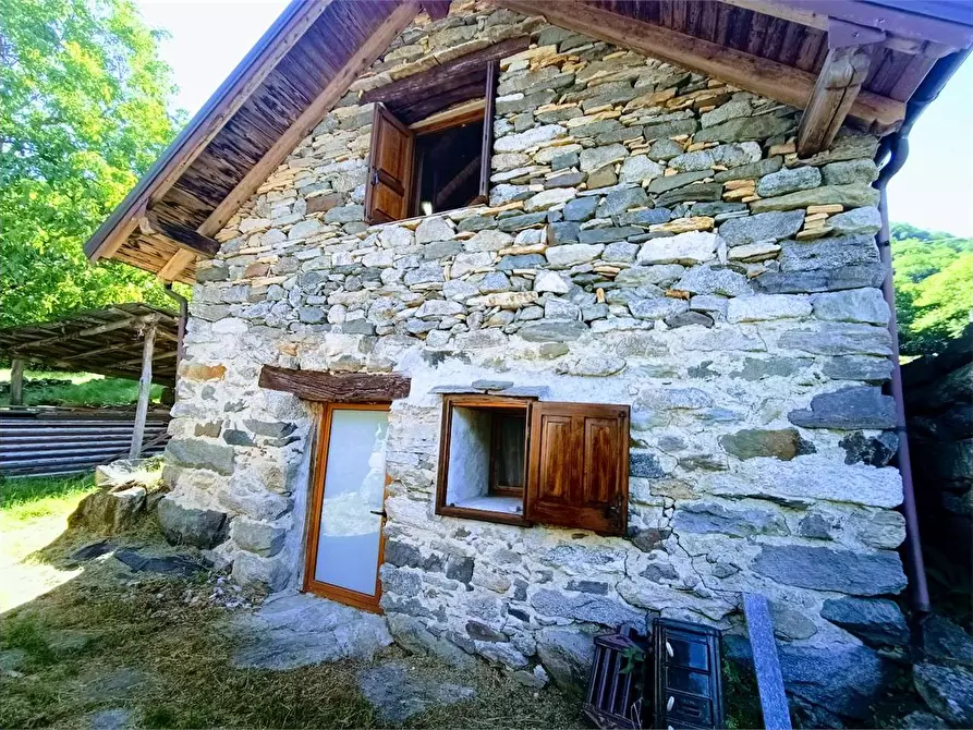Immagine 1 di Baita in vendita  in ALPE PATELLI a Calasca-Castiglione
