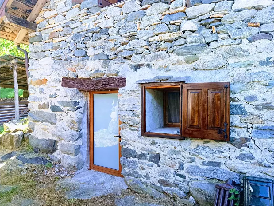 Immagine 2 di Baita in vendita  in ALPE PATELLI a Calasca-Castiglione