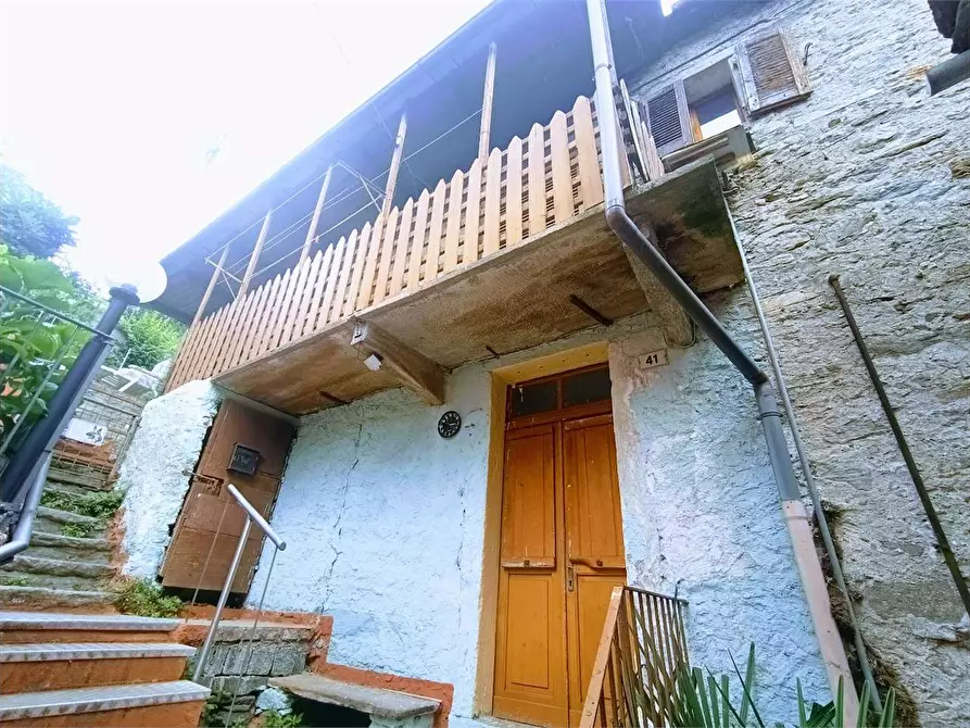 Immagine 9 di Casa indipendente in vendita  in Via Savoia a Villadossola