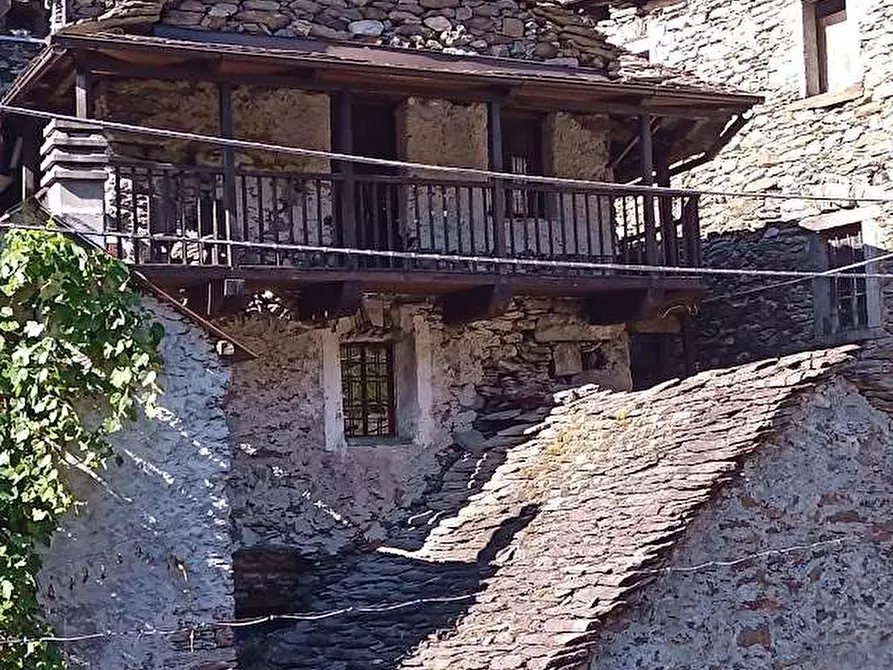 Immagine 2 di Casa indipendente in vendita  in PIAZZA CHIESA a Borgomezzavalle
