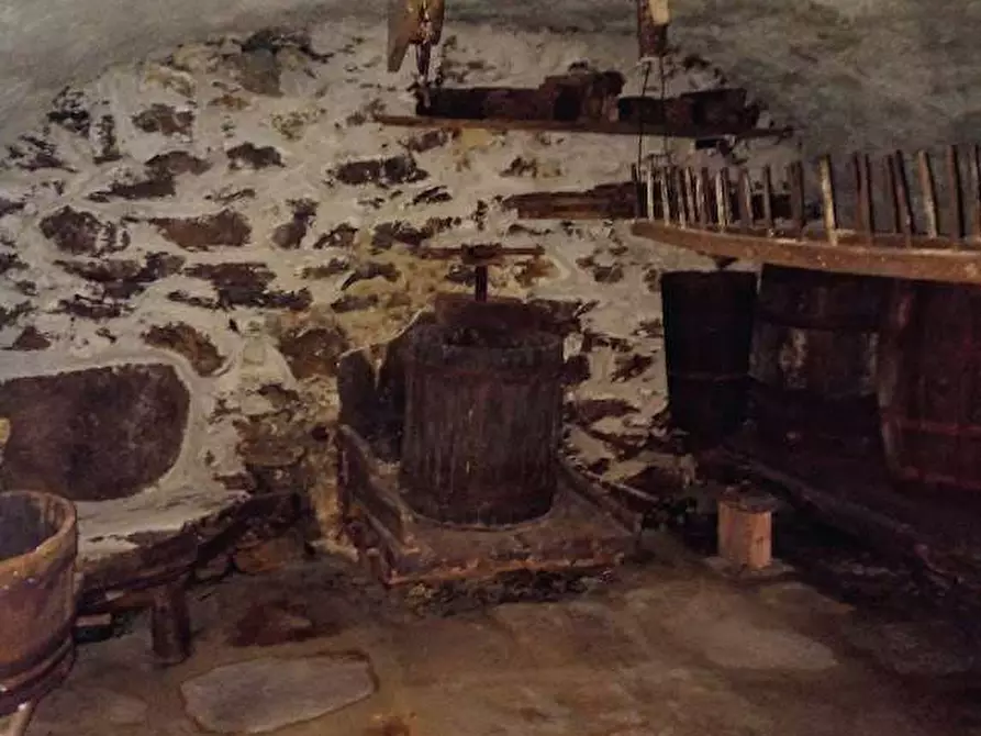 Immagine 46 di Casa indipendente in vendita  in PIAZZA CHIESA a Borgomezzavalle